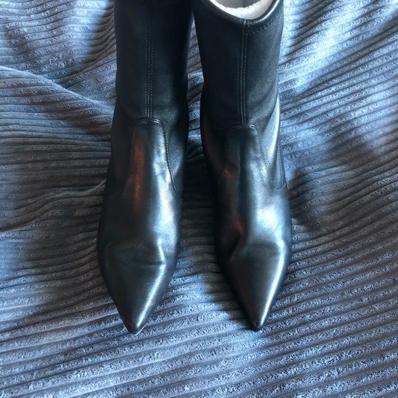 Authentic Stuart Weitzman Rapture 55 Bootie - Picture 7 of 7